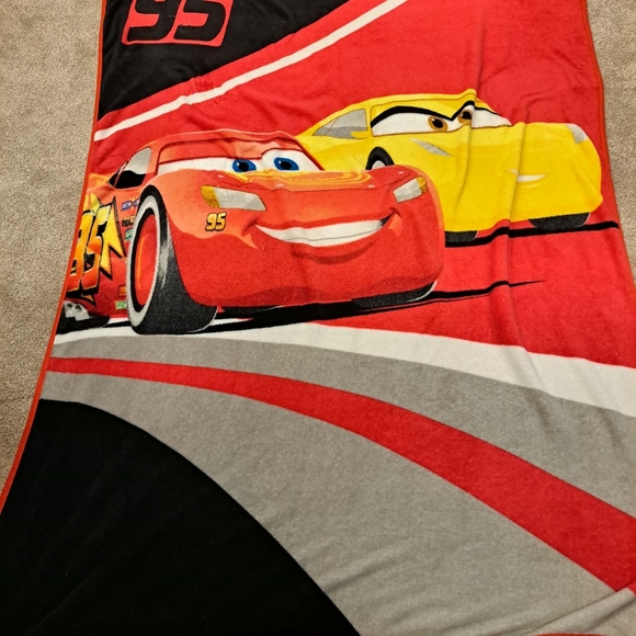 Disney Other - Disney Cars Lightning McQueen Red and Yellow Kids Throw Blanket 45x60